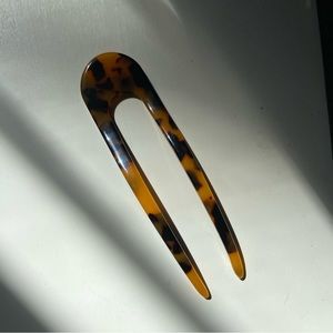 Machete tortoiseshell French hair pin